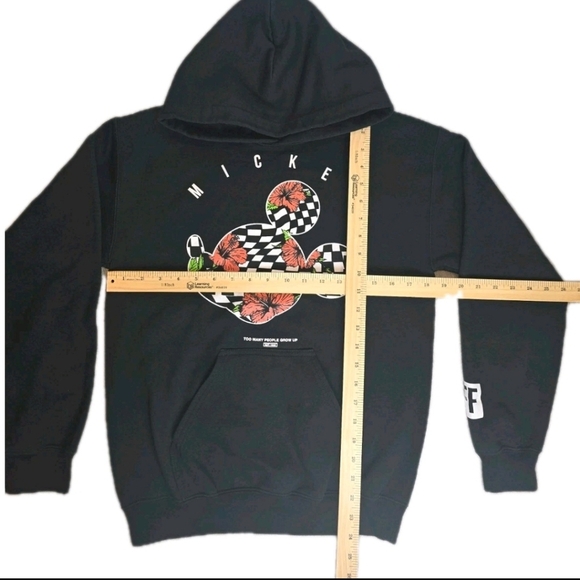 Disney+Neff Mickey Black Pullover Hoodie Size S - Picture 3 of 6